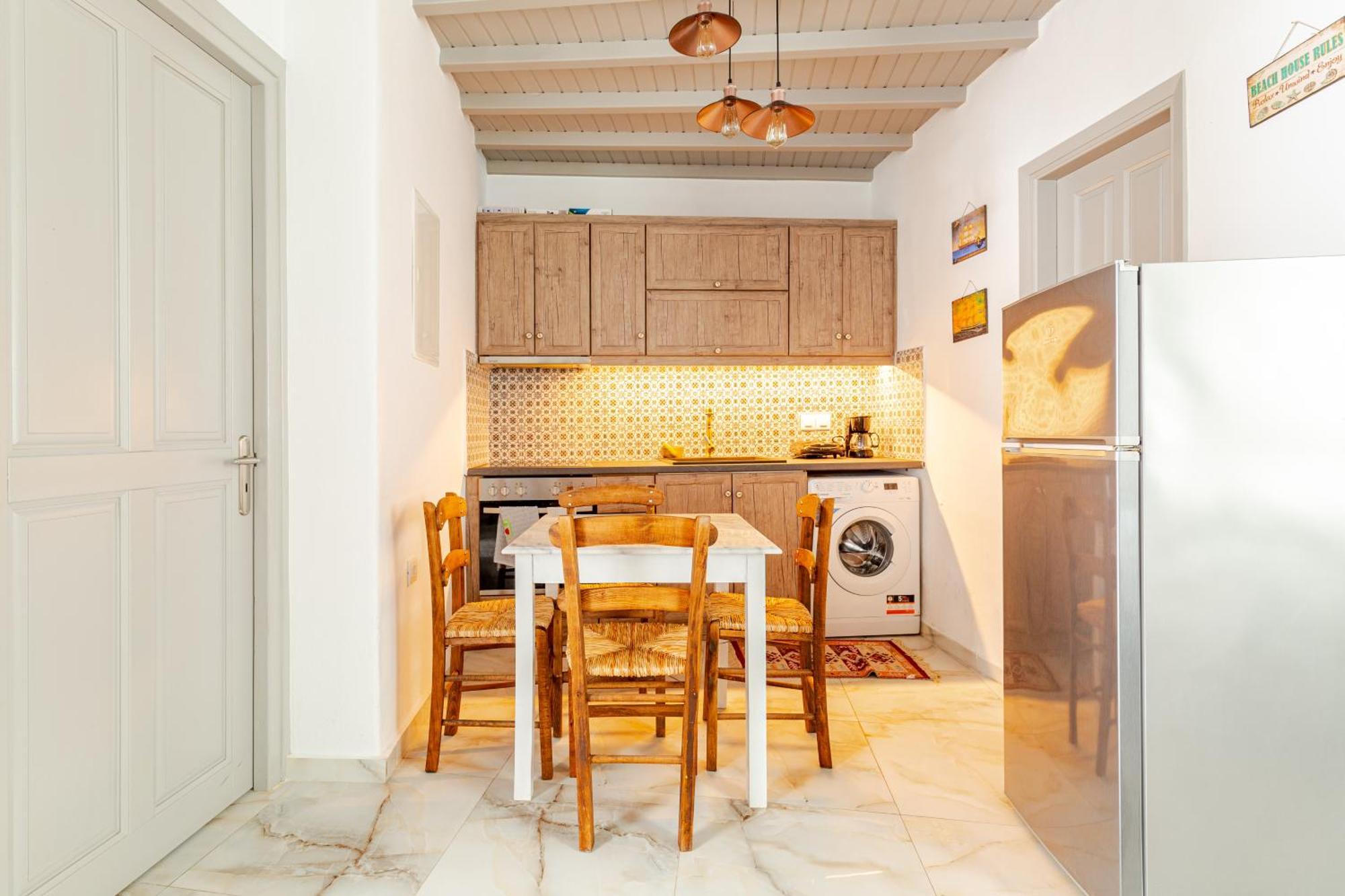 Elenitas Beach House In Ornos Dış mekan fotoğraf