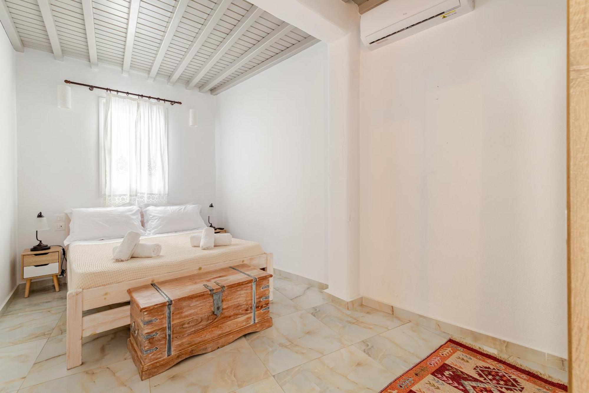 Elenitas Beach House In Ornos Dış mekan fotoğraf